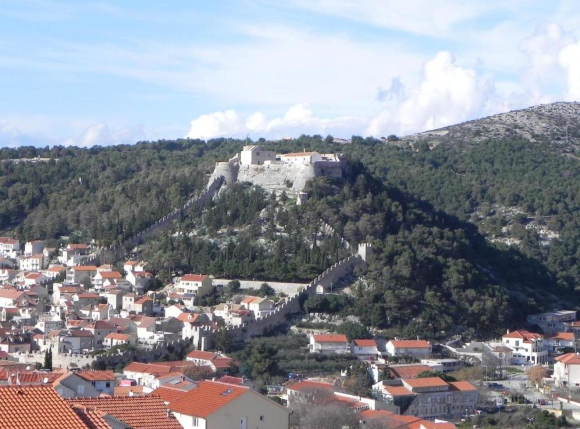 Apartments Trogrlic Hvar Town Exterior foto